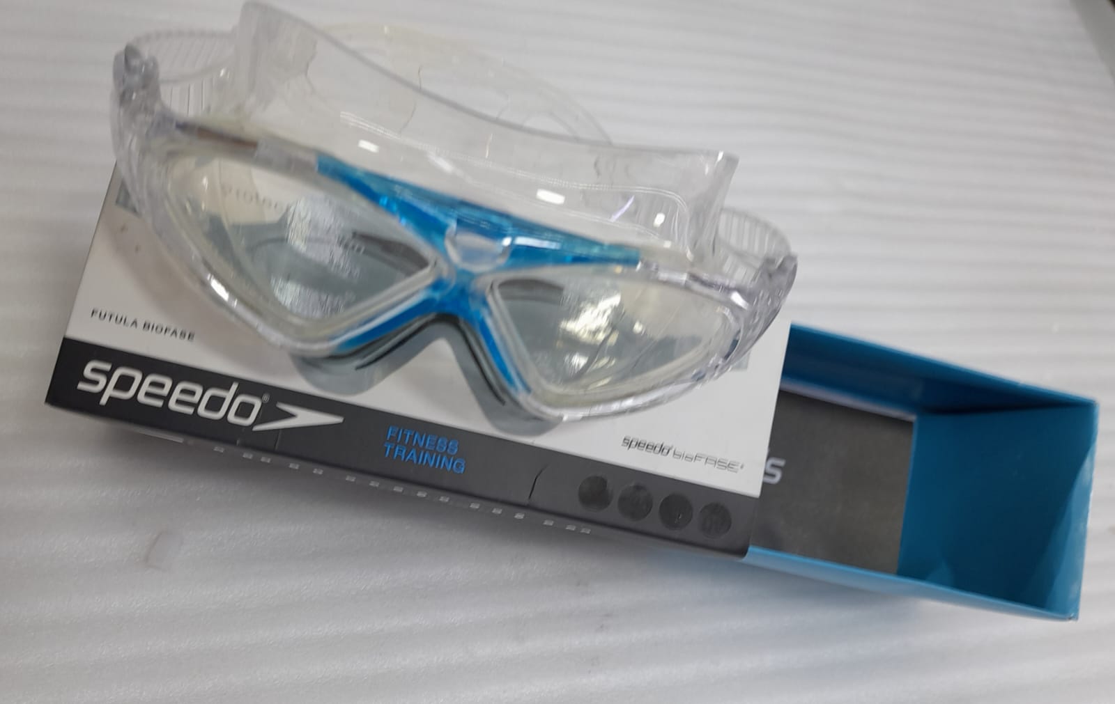speedo BioFace goggles
